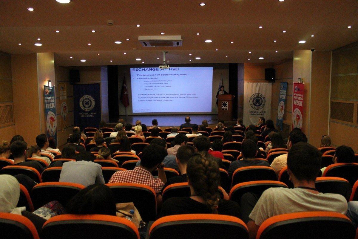 Audit et renforcement des ressources humaines